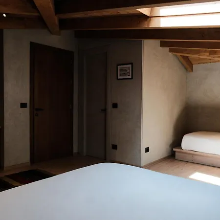 Faces & Places Boutique 4* Tirana