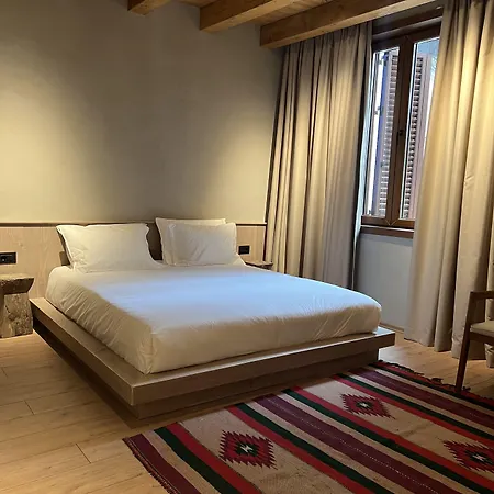 Faces&places Boutique 4*