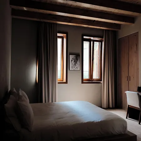 Faces&places Boutique Tirana