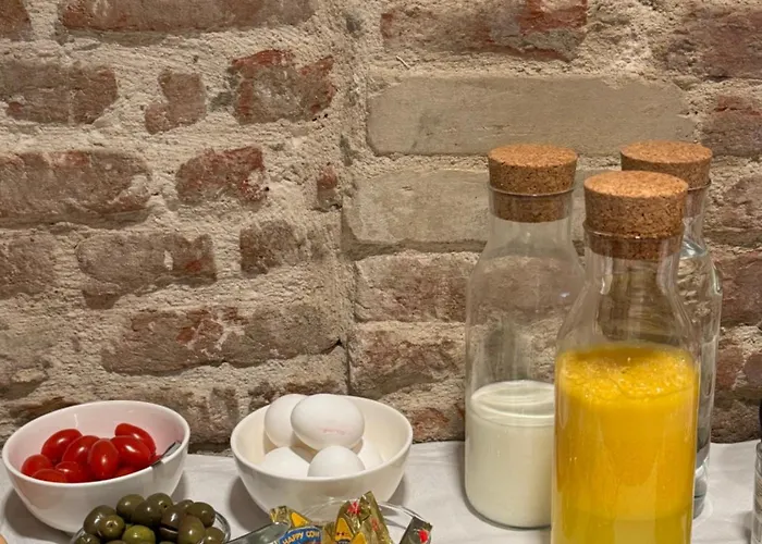 Faces & Places Boutique Tirana