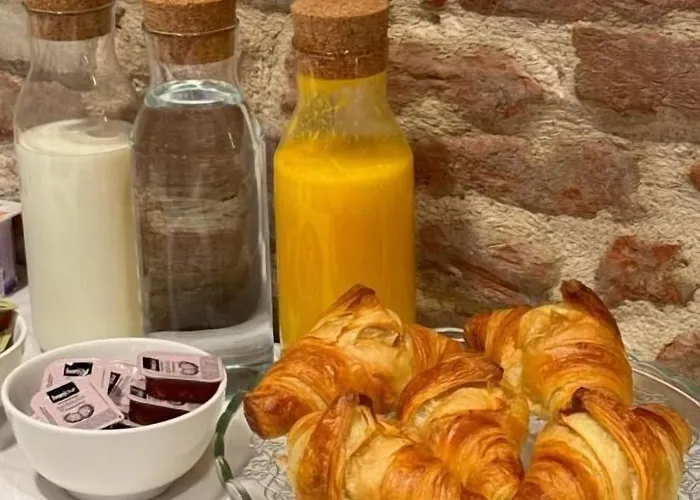 Faces & Places Boutique 4*