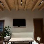 Faces & Places Boutique 4* טיראנה