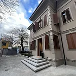 Faces & Places Boutique Hotell