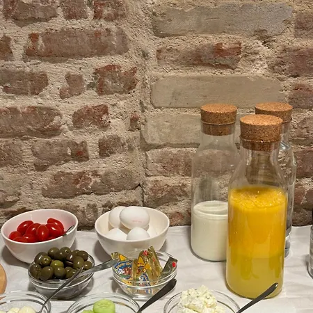 Faces & Places Boutique טיראנה