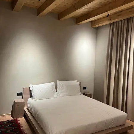 Faces & Places Boutique Szálloda 4*