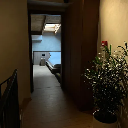 Faces & Places Boutique Tirana