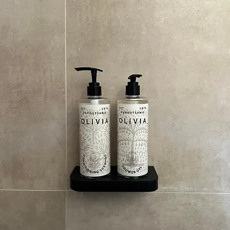 Faces & Places Boutique 地拉那