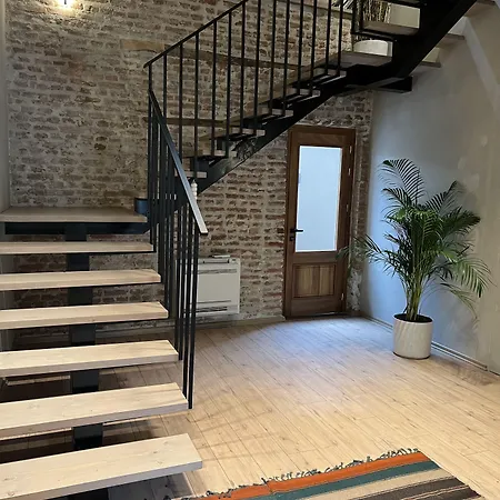 Faces & Places Boutique Tirana