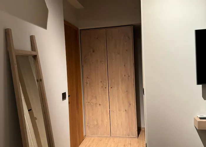 Faces & Places Boutique Hotell Tirana