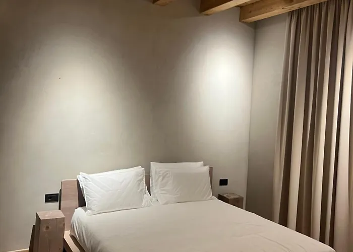 Faces & Places Boutique Hotell 4*