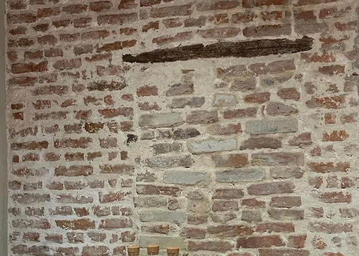 Hotell Faces & Places Boutique Tirana