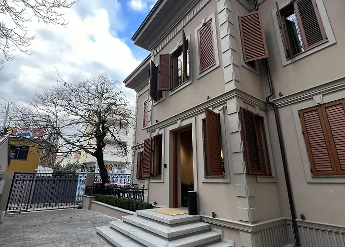 Faces & Places Boutique Hotel